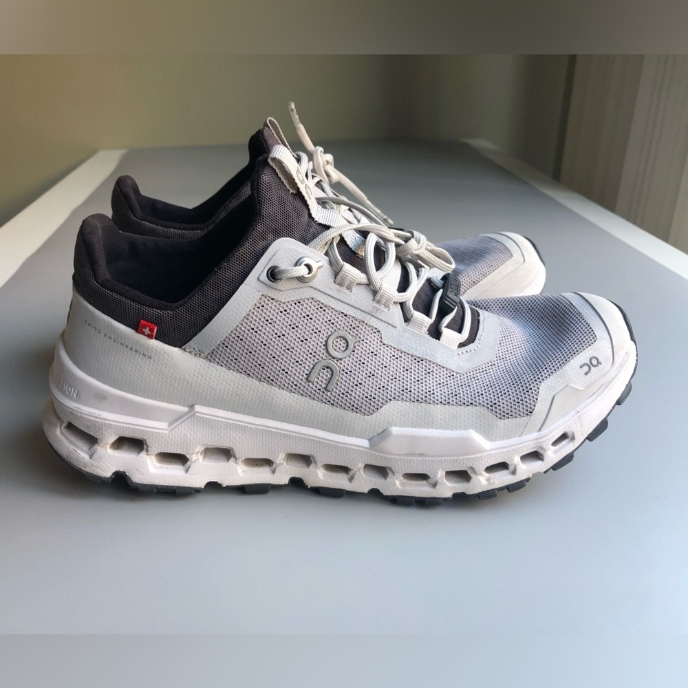 On Running Women’s Cloudultra Trail-Running Shoes Size: W7 EUR 38 — Damage —